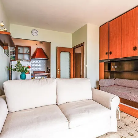 Casa Valentino By Interhome سانتو ستيفانو أل ماري